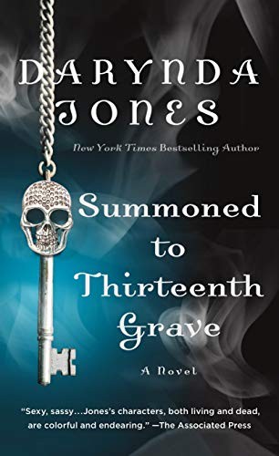 Darynda Jones: Summoned to Thirteenth Grave (Paperback, 2019, St. Martin's Paperbacks)